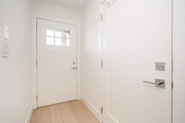 107 5330 198 Street, Langley, BC V3A1G1 Photo 4