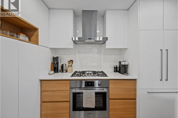 107 55 Klahanie Drive, Port Moody, BC V3H0M9 Photo 5