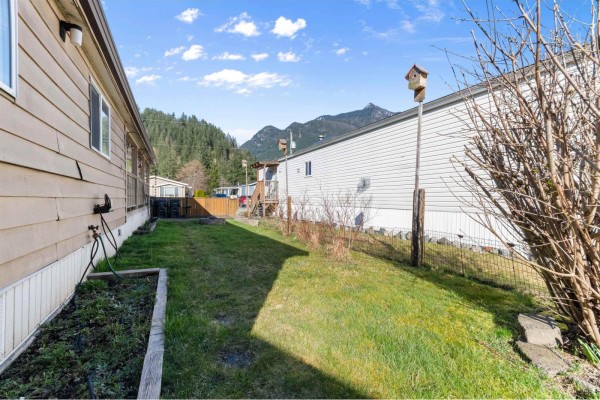 107 65367 Kawkawa Lake Road, Hope, Hope, BC, photo 3