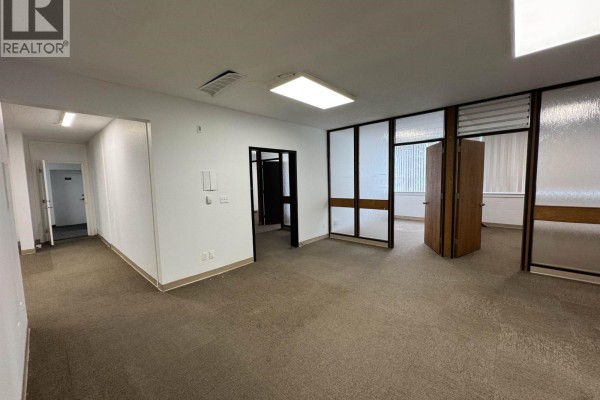 107 773 Sixth Street, New Westminster, BC, photo 3