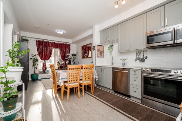 107 9689 140 Street, Surrey, BC V3T0P3 Photo 4