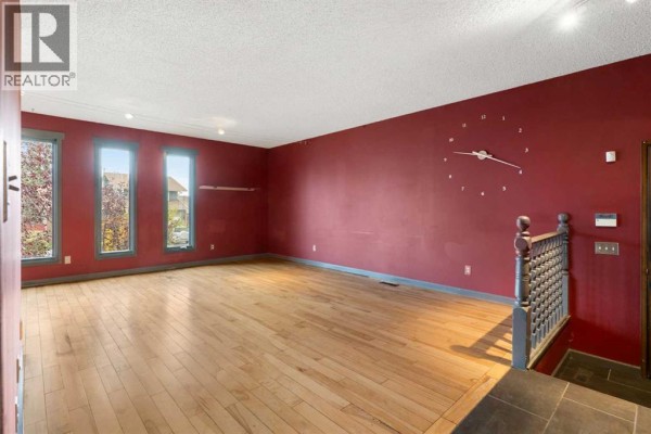 3pc Bathroom - 107 Bermuda Close Nw, Calgary, AB T3K1G4 Photo 4