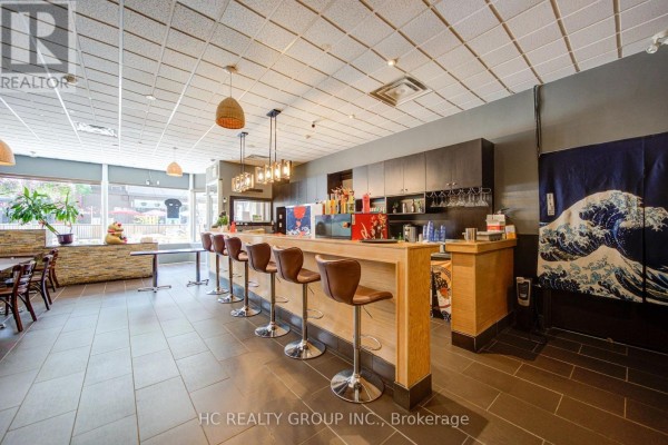 107 Brock Street S, Whitby, ON L1N4J9 Photo 5