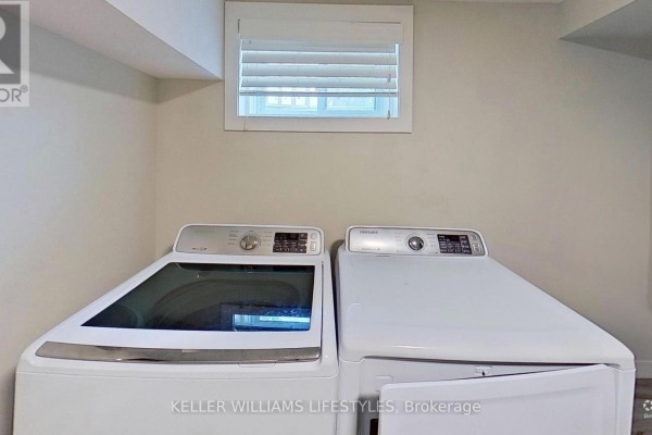 Samsung washer and dryer with window - 107 Cavendish Crescent London North