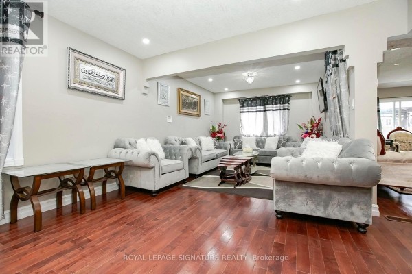 Bedroom - 107 Glencliffe Court, Kitchener, ON N2B3X1 Photo 4
