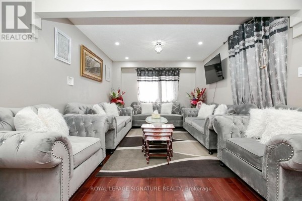 Kitchen - 107 Glencliffe Court, Kitchener, ON N2B3X1 Photo 5