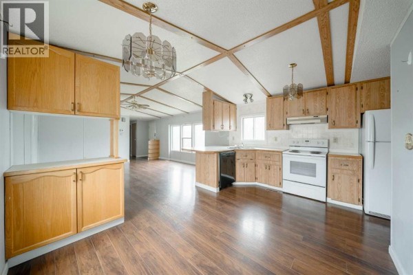 Dining room - 107 Heritage Drive, Okotoks, AB T1S1M4 Photo 3
