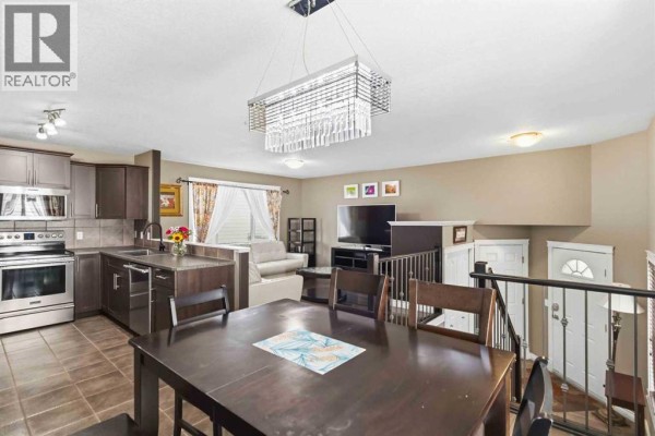 Kitchen - 107 J.w. Mann Drive, Fort Mcmurray, AB T9H5G7 Photo 3