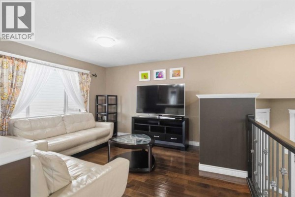 Foyer - 107 J.w. Mann Drive, Fort Mcmurray, AB T9H5G7 Photo 4