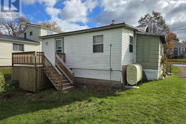 Bedroom - 107 Ryland Avenue, Bible Hill, NS B2N2V5 Photo 4