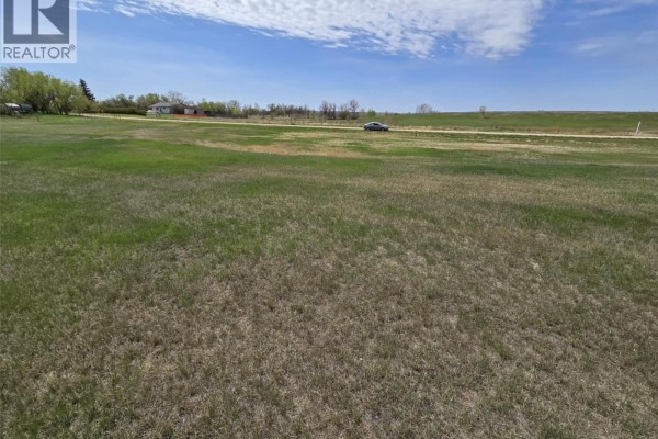 107 Saskatchewan Street, Mortlach, SK S0H3E0 Photo 2