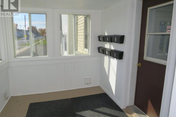 107 Seventh Street W, Cornwall, ON, photo 3