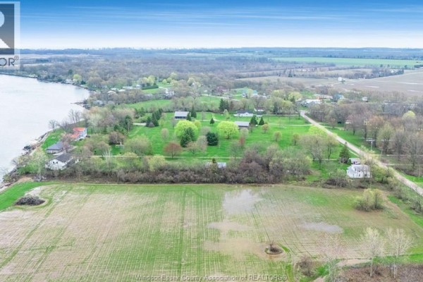 107 Sheridan Point Road, Pelee Island, ON N0R1M0 Photo 4