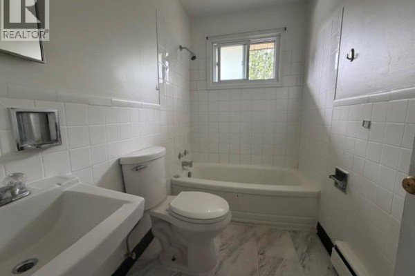 107 Sixth Avenue, Brantford, ON, photo 3