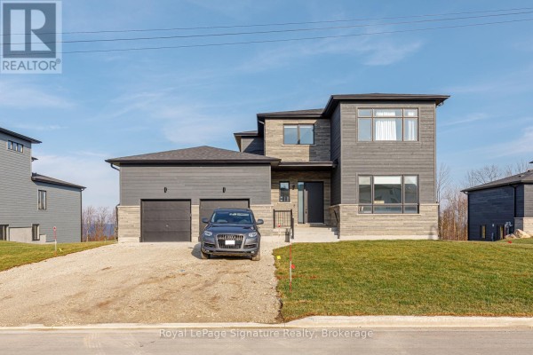 107 Sladden Court, Blue Mountains, ON, photo 2