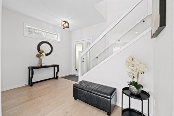 Dining room - 107 Snowy Owl Crescent, Winnipeg, MB R3X0V2 Photo 5