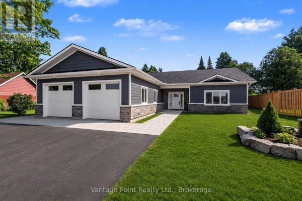 107 Toronto Road, Grey Highlands, ON N0C1E0 Photo 4