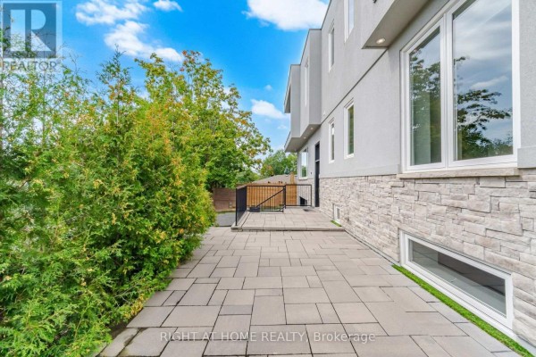 Primary Bedroom - 107 Trethewey Drive, Toronto, ON M6M4B6 Photo 3