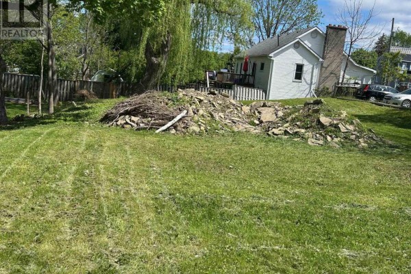 107 Union Street, Prince Edward County, ON K0K2T0 Photo 4
