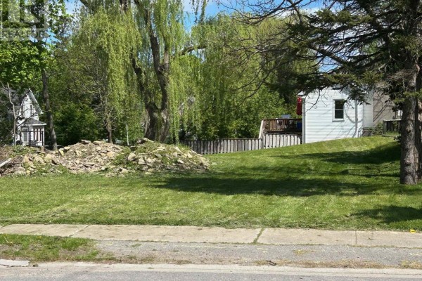 107 Union Street, Prince Edward County, ON K0K2T0 Photo 5