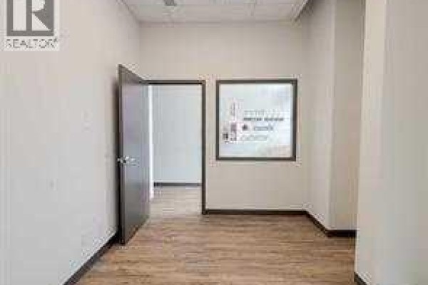 107/107a, 11601 101 Avenue, Grande Prairie, AB T8V0Z1 Photo 5