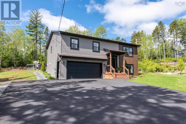 107/109 Bearpaw Drive, Beaver Bank, NS B4G0C3 Photo 5