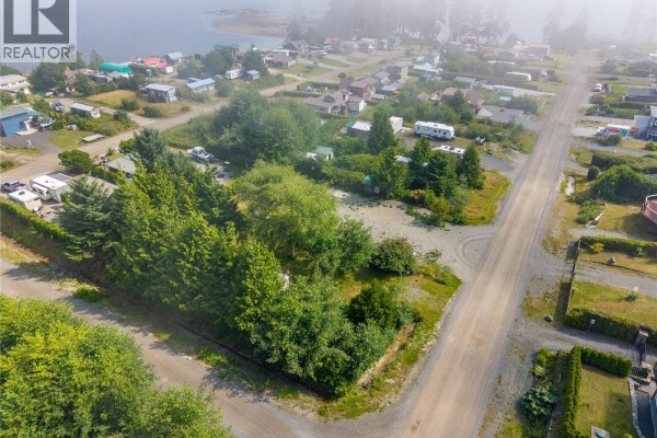 1070 Seventh Ave, Ucluelet, BC V0R3A0 Photo 4