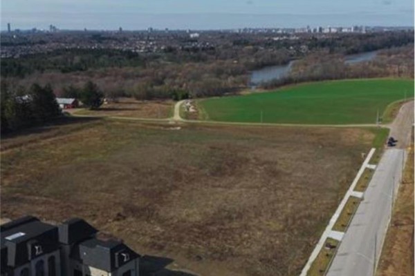 1070 Snyders Flats Road, Waterloo, ON N0B1K0 Photo 5