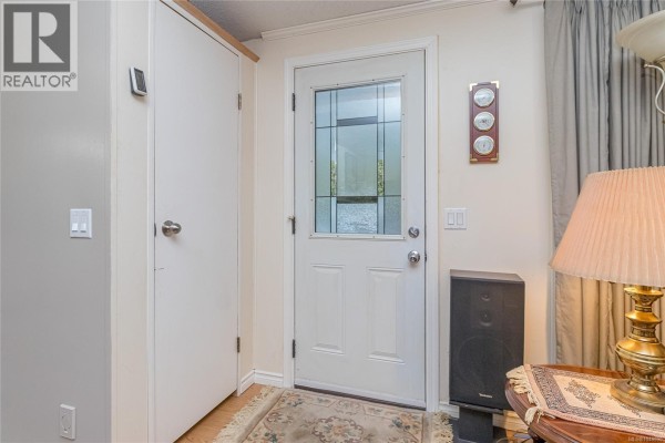 Laundry room - 1071 Bourban Rd, Mill Bay, BC V0R2P2 Photo 5
