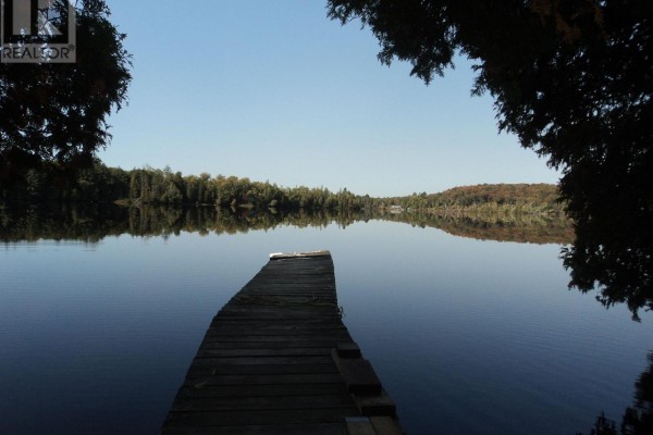 1071 Dotty Lake Road, Lake Of Bays, ON, photo 2