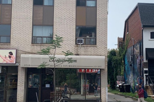 1071-b Bloor Street W, Toronto, ON M6H1M5 Photo 2