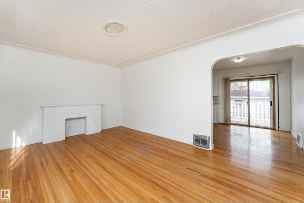 Dining room - 10719 132 St Nw, Edmonton, AB T5M1C8 Photo 2