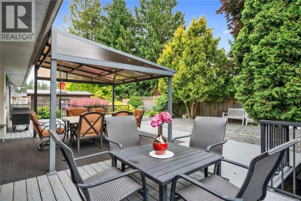 Family room - 1072 Roberton Blvd, Parksville, BC V9P2N9 Photo 2