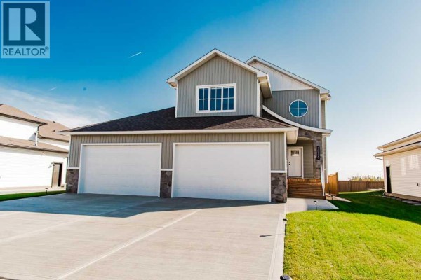 5pc Bathroom - 10729 145 Avenue, Rural Grande Prairie No  1, County Of, AB T8X0X6 Photo 2