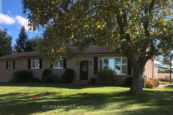 1073 8 Concession, Kincardine, ON N0G2T0 Photo 3