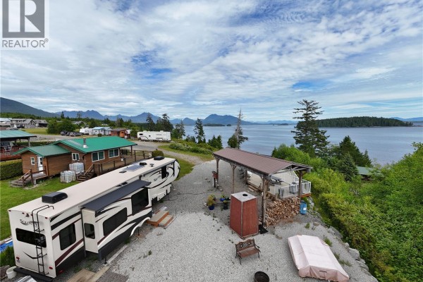1073 Fifth Ave, Ucluelet, BC V0R3A0 Photo 3