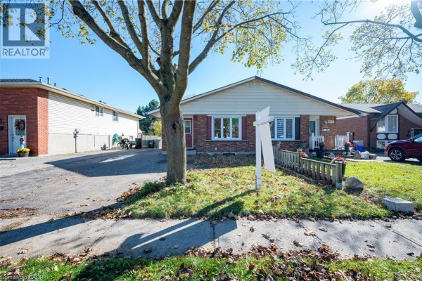 Laundry room - 1073 Langs Circle, Cambridge, ON N3H5E6 Photo 3