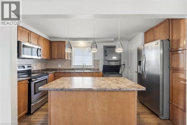 Kitchen - 1073 Langs Circle, Cambridge, ON N3H5E6 Photo 5