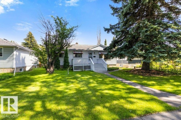 Kitchen - 10731 148 St Nw, Edmonton, AB T5N3H3 Photo 3