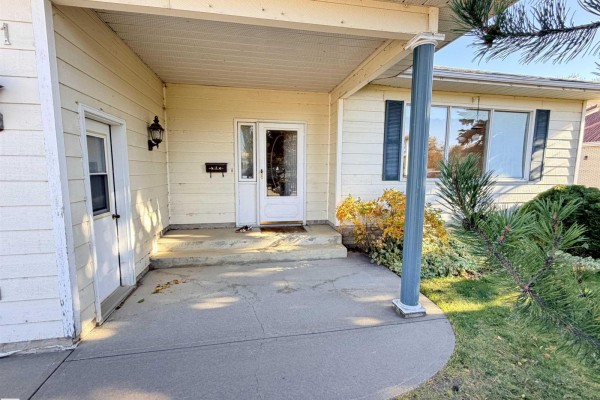 Family room - 10751 109 Av, Westlock, AB T7P1B9 Photo 4