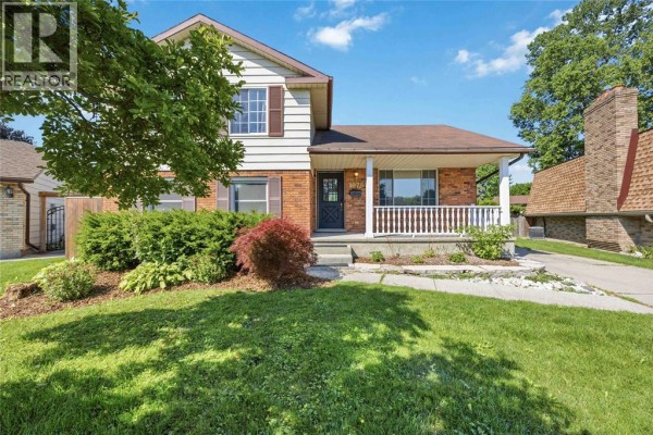 Laundry room - 1076 Brimwood Crescent, Sarnia, ON N7S5E9 Photo 3