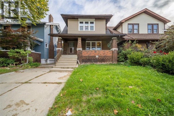 Residential for rent at 1076 Dougall Avenue Unit# Main, Windsor, ON - MLS® ALaoG1