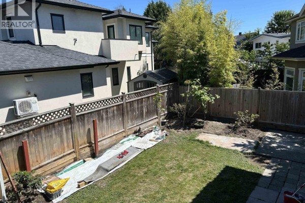 10771 Rosecroft Crescent, Richmond, BC V7A2H9 Photo 2