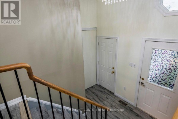 1078 Balsam Road, Innisfil, ON L0L1C0 Photo 3