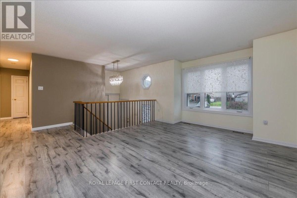 1078 Balsam Road, Innisfil, ON L0L1C0 Photo 4