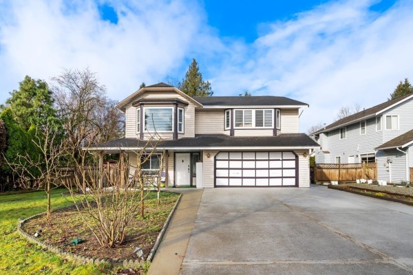 10785 155a Street, Surrey, BC V3R9X5 Photo 3