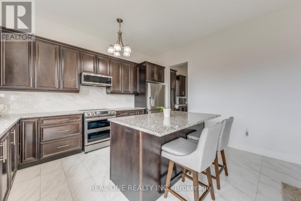 1079 John Laird Circle, Oakville, ON, photo 2