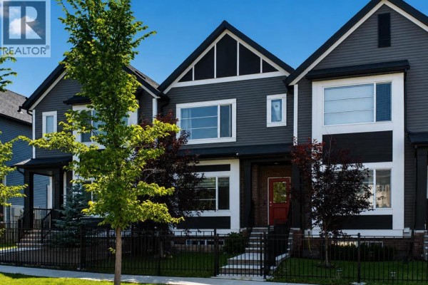 1079 Lanark Boulevard Se, Airdrie, AB, photo 2