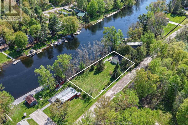 1079 Severn River Road, Gravenhurst, ON P0E1N0 Photo 3