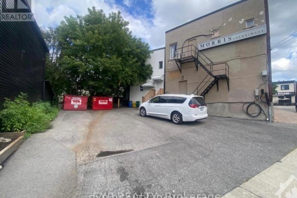1079 Wellington Street W, Ottawa, ON K1Y2Y2 Photo 2